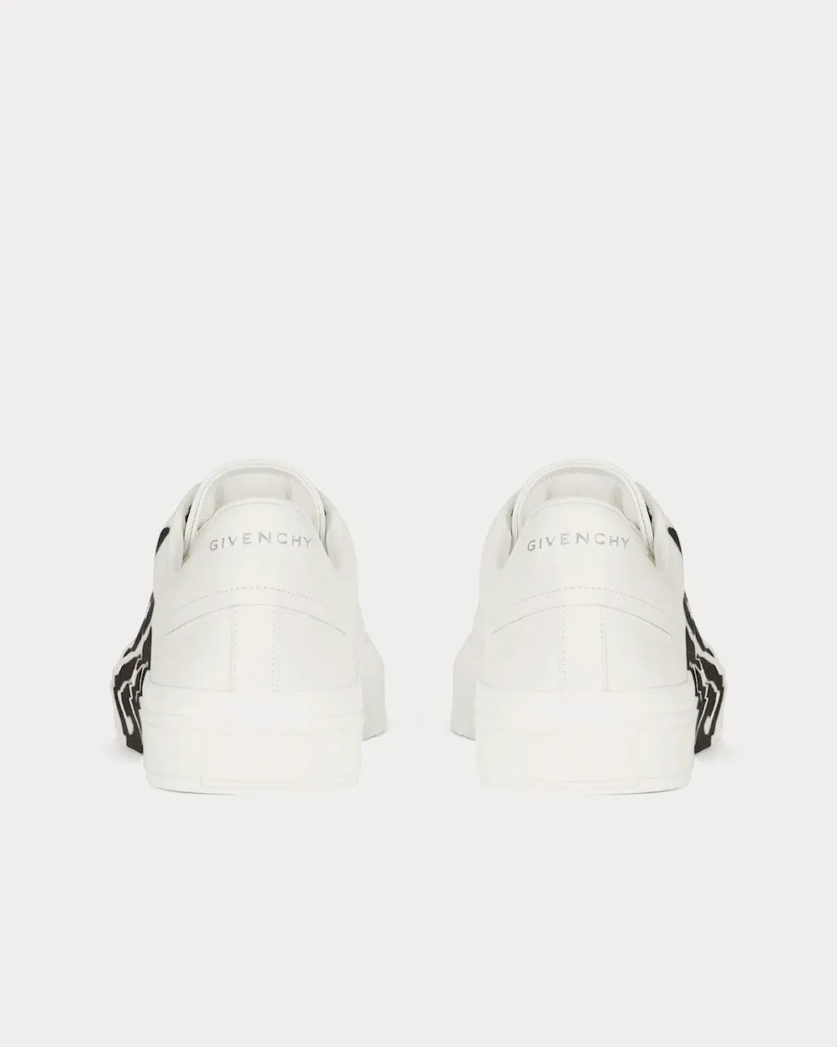 City Sport in leather with Tag Effect 4G Print White / Black Low Top Sneakers