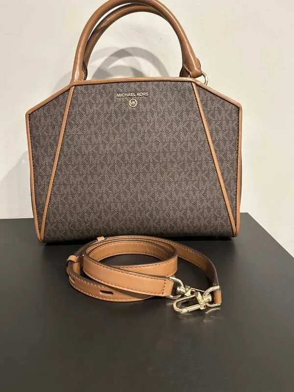 Cleo Medium Logo Satchel