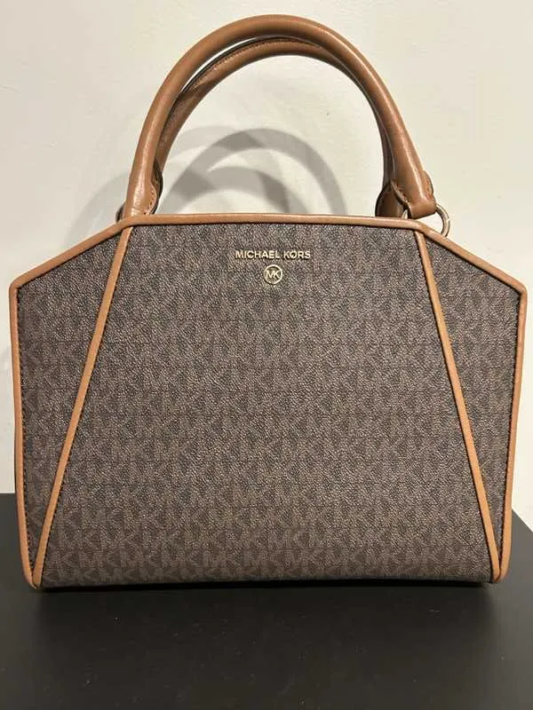 Cleo Medium Logo Satchel