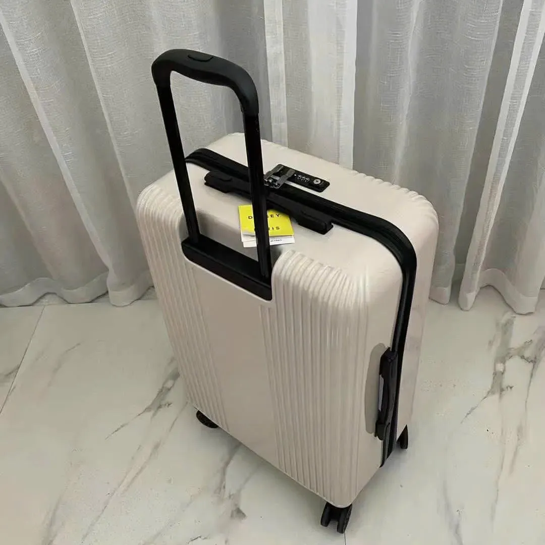 DELSEY OPHELIE 4w Hardside Trolley