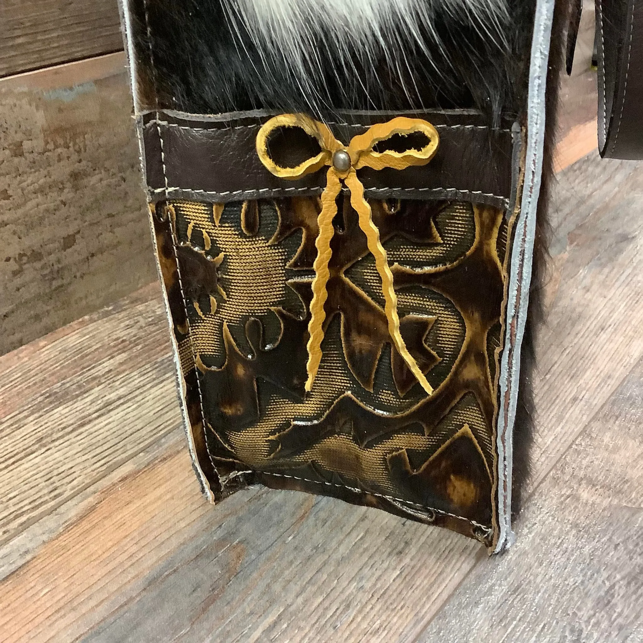 Get Outta Town Hybrid Tote #39330