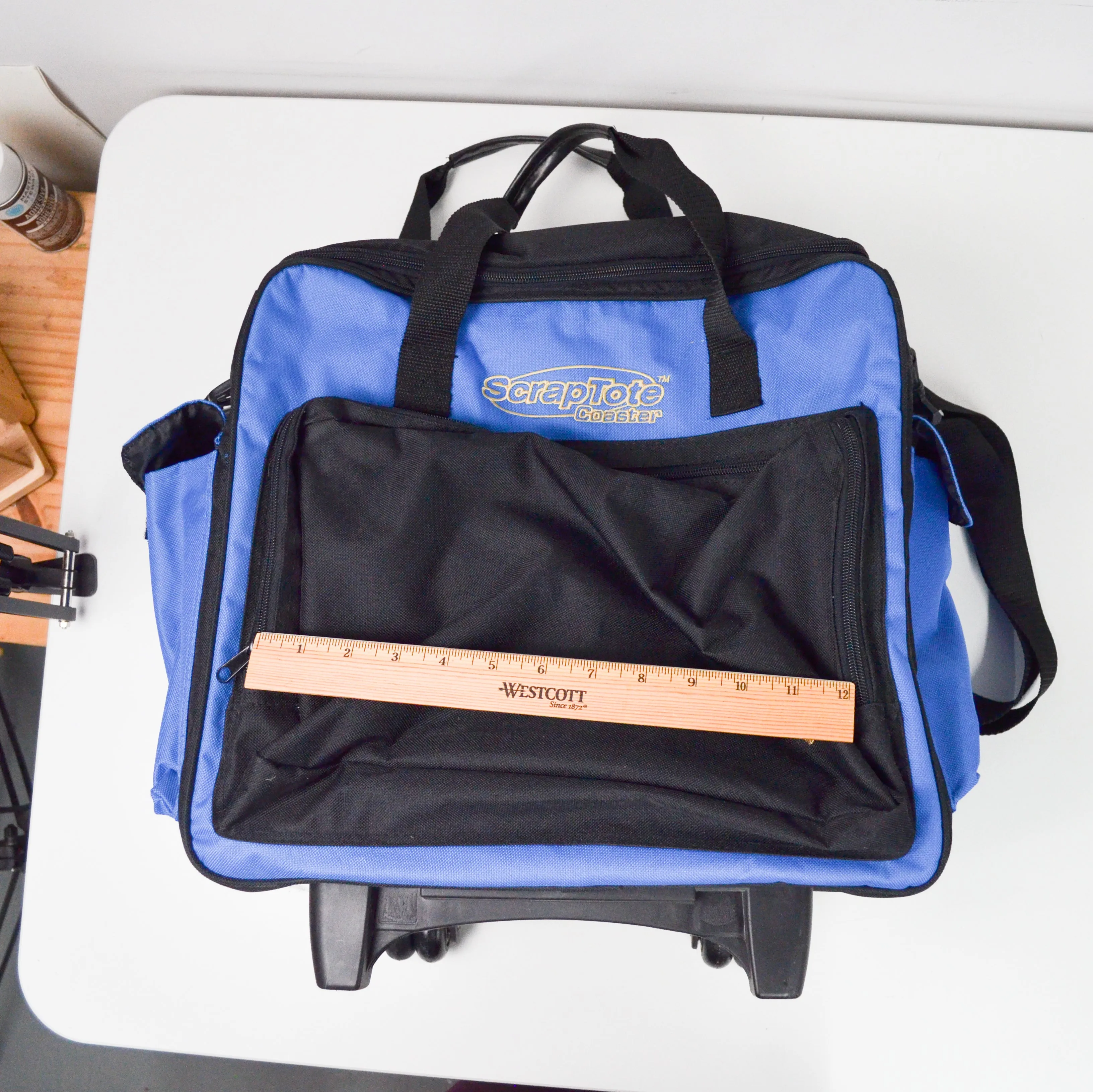 Scrapbooking Totes